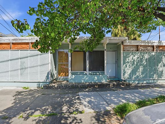 2nd image of 1382 B St