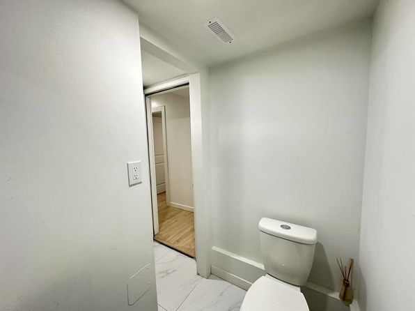 3 bedroom rental in Richmond — photo 4