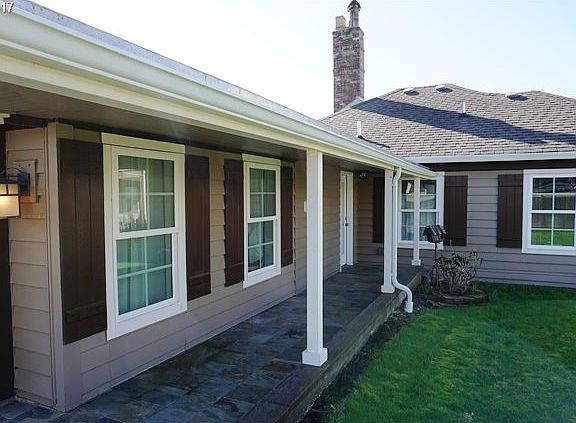 3rd image of 3539 NW Jetty Ave