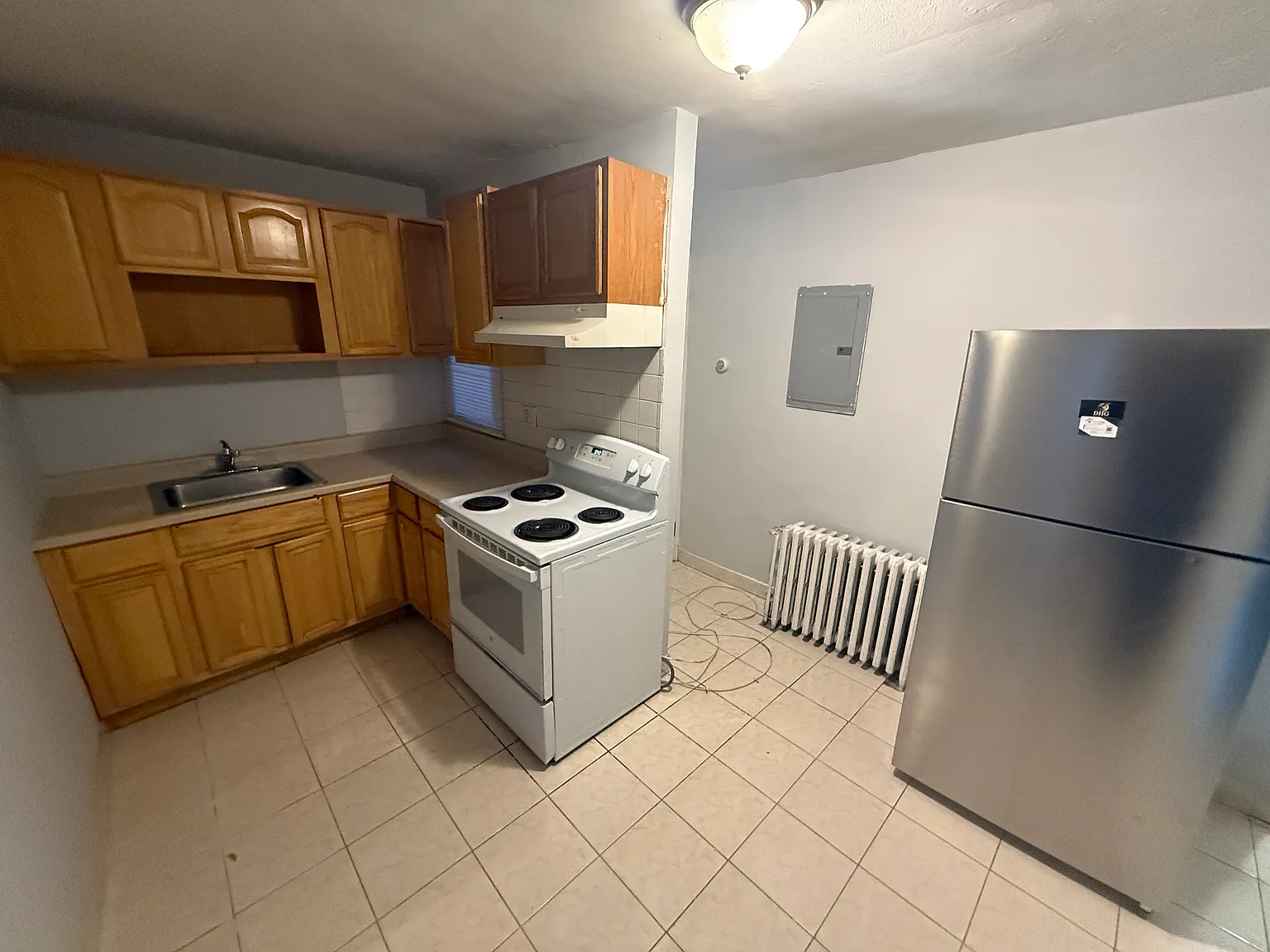 220 Court Ave — Photo 1