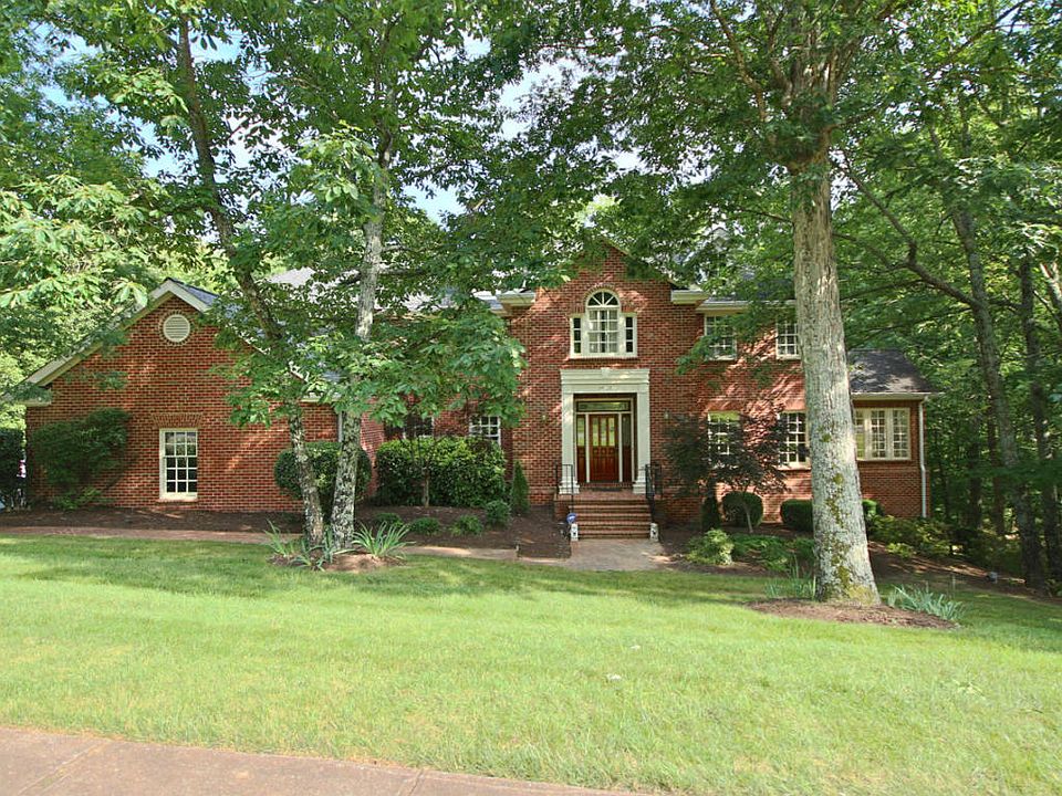 1st image of 3618 Wellington Dr SE
