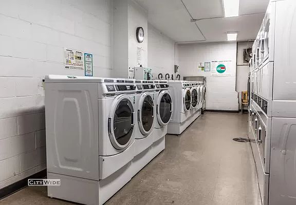 4th image of 405 E 56th St APT 4M