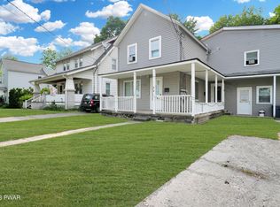 304 Avenue G, Matamoras, PA 18336