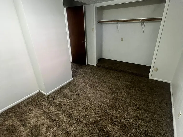 739 S Arthur Ave — Photo 11
