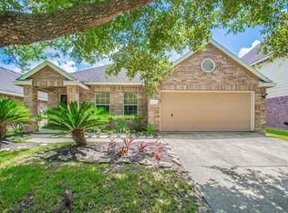 13204 Baron Hill Ln, Rosharon, TX 77583