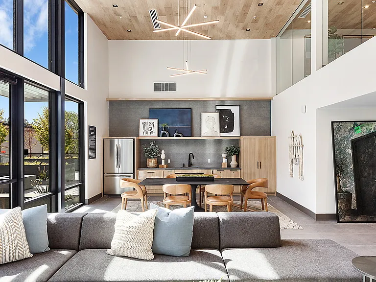 Maxwell Sunnyvale — Photo 16