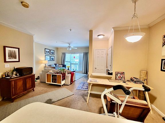 5th image of 700 Daniel Ellis Dr APT 6106