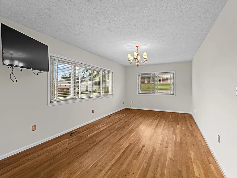 373 Bonta Dr — Photo 11