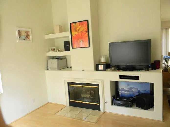 7 La Ronda — Photo 1
