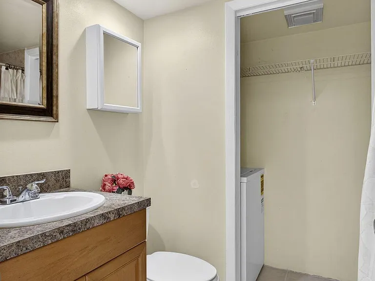 3345 Meridian Way N #C — Photo 27