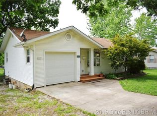 1105 Krauss Dr, Eldon, MO 65026