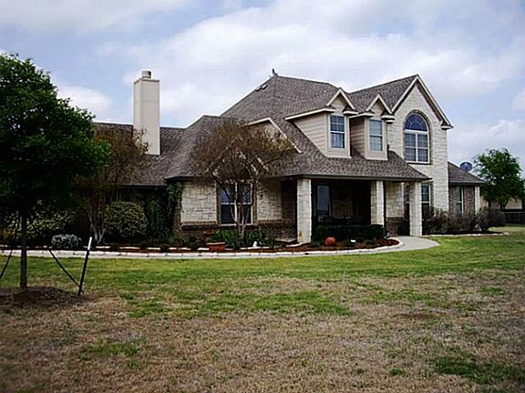 2nd image of 128 Lakeshore Dr