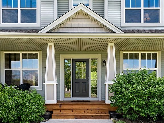 3rd image of 3730 169th Ln NE