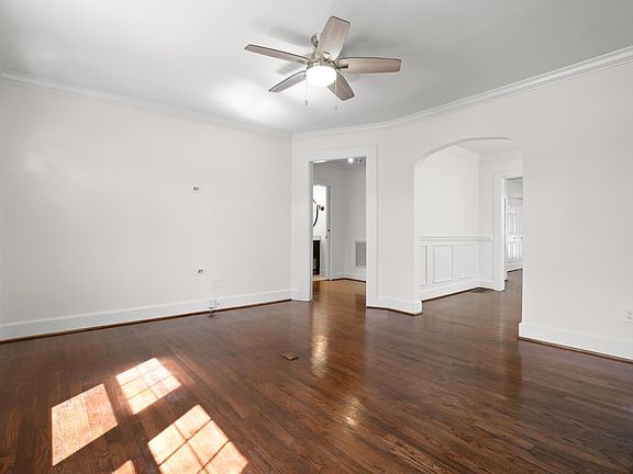 5th image of 5 Beverly Ave