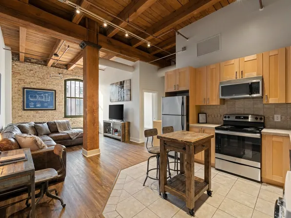 400 N 1st St APT 310, Minneapolis, MN 55401