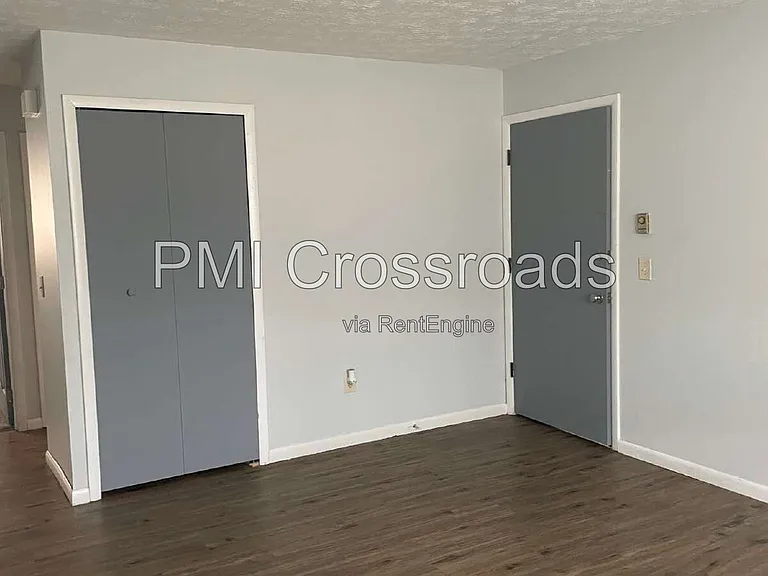 Myers Landing — Photo 26