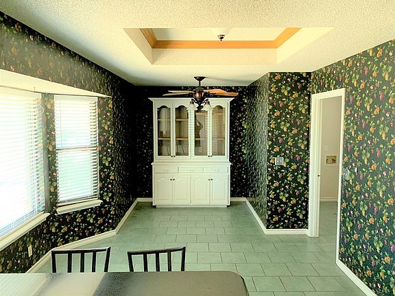 5th image of 3802 Fairgreen Ct