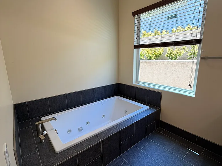 7603 Romeria St — Photo 36