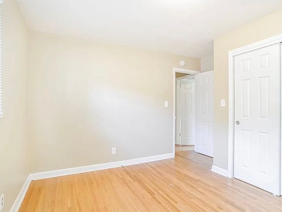 2nd image of 3336 Sunset Rd