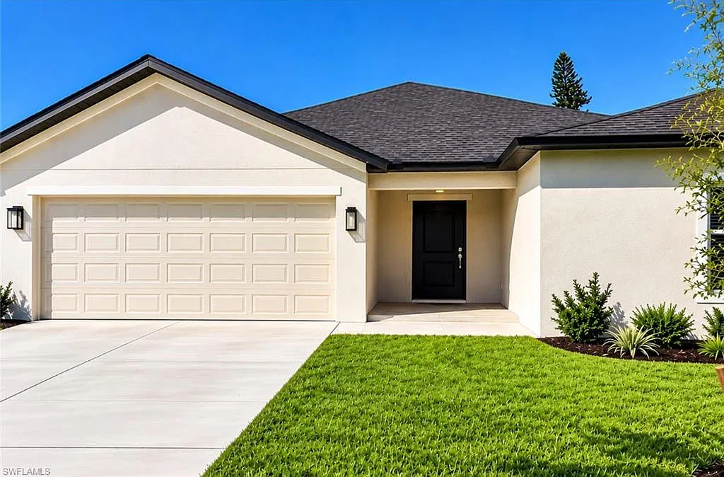 4 bed, 3.0 bath, 2174 sqft, $2,400 — Photo 1
