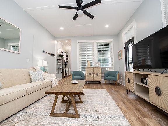 2nd image of 1309 Whitehead St APT 4