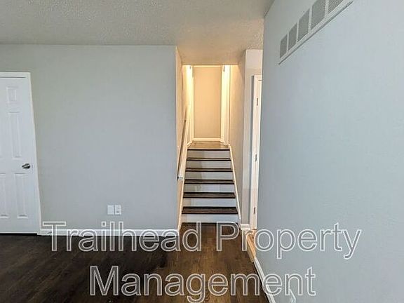 3rd image of 7316 NE 46th St