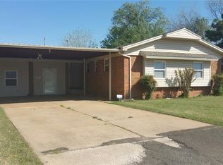 109 Kelly Dr, Moore, OK 73160