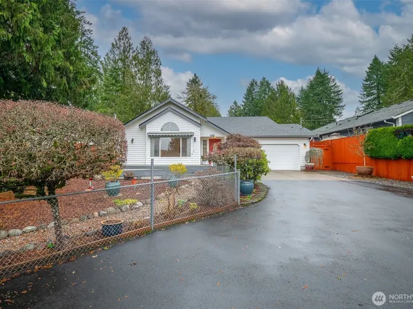 9800 Steamboat Island Road NW, Olympia, WA 98502