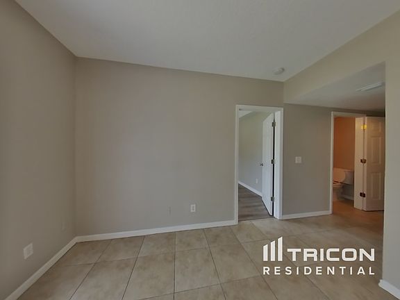 5th image of 5241 New Savannah Cir