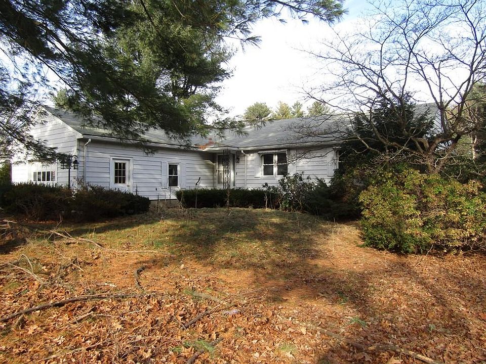2nd image of 10 Old Greendale Ave