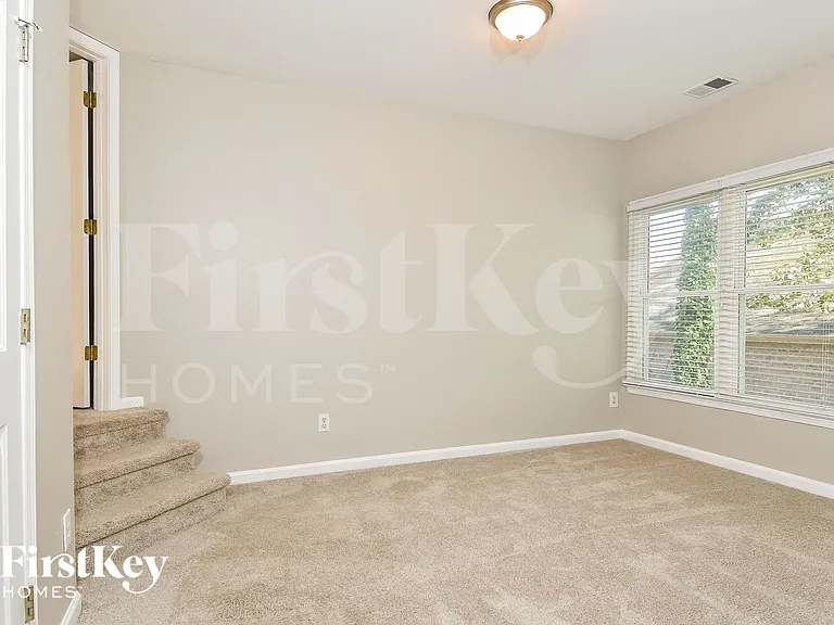 5102 Birnamwood Trl — Photo 5