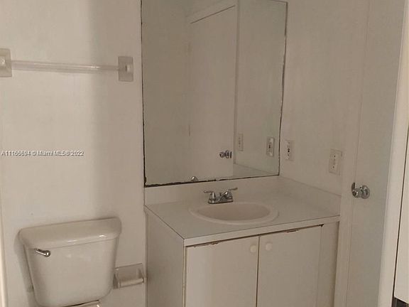 4th image of 1146 NW 126th Ct