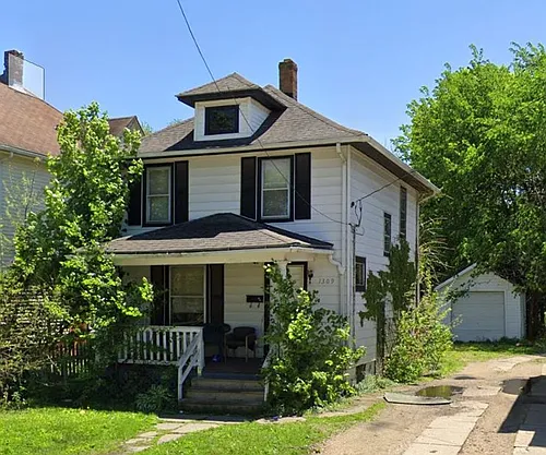 1309 Jackson St Photo 1