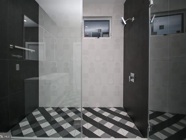 810 N Uber St #3 — Photo 21