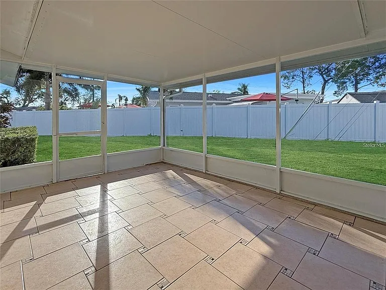 8802 109th Ln — Photo 13