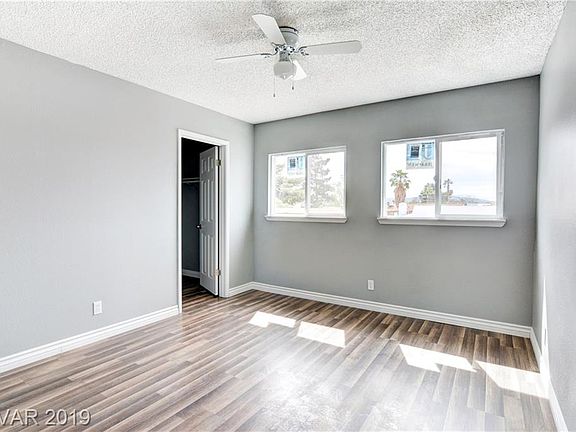 4th image of 4406 E Wyoming Ave