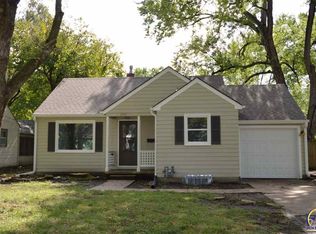3707 SW Sena Dr, Topeka, KS 66604