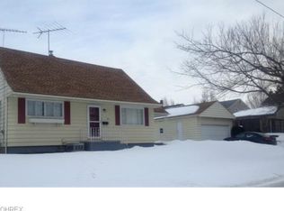 89 Bannock Ave, Akron, OH 44310