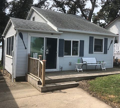 Back of cabin