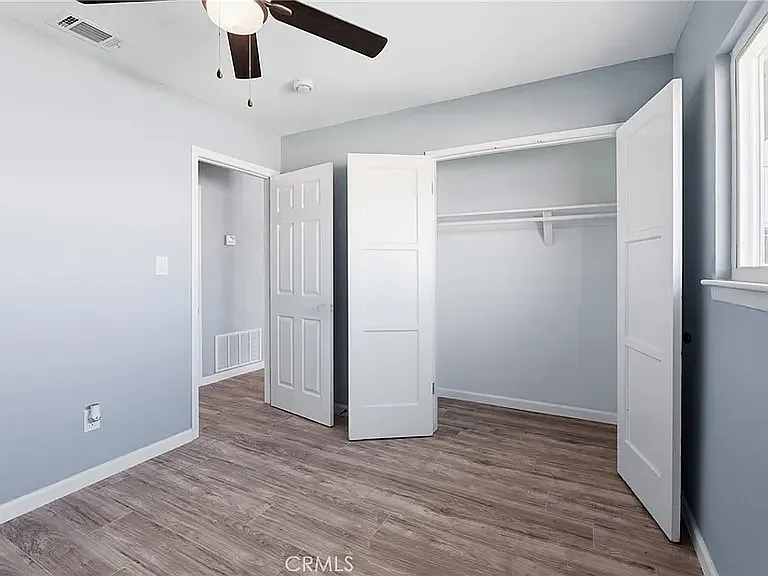 937 E Elizabeth St — Photo 8