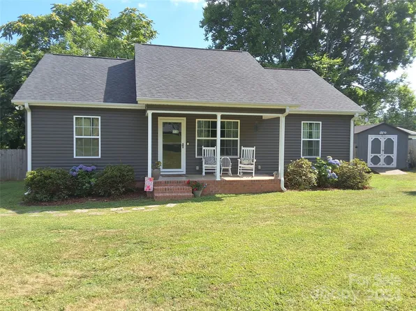 103 Dexter St, Kannapolis, NC 28081