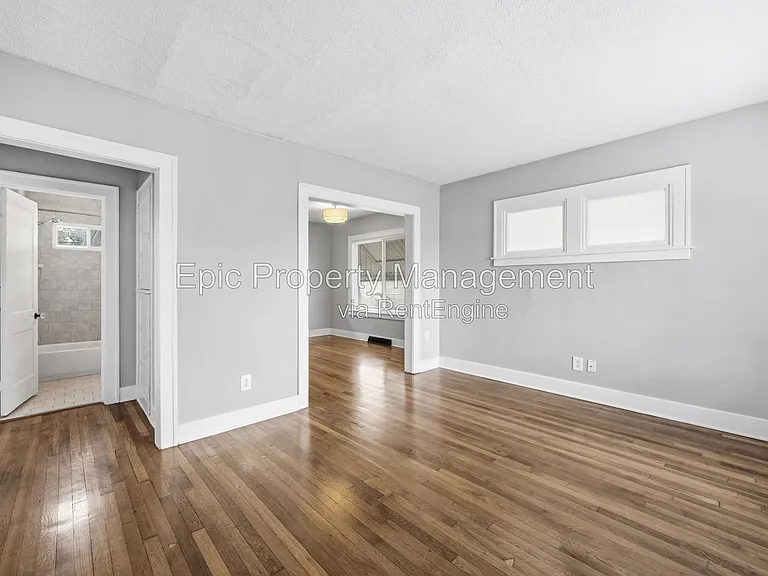 662 E Saratoga St — Photo 6