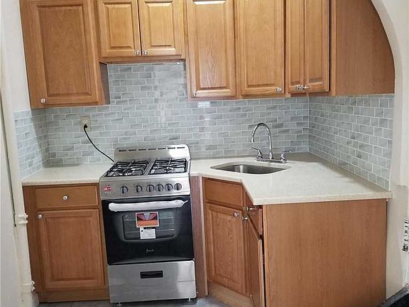 5th image of 33-13 103rd St Floor 1