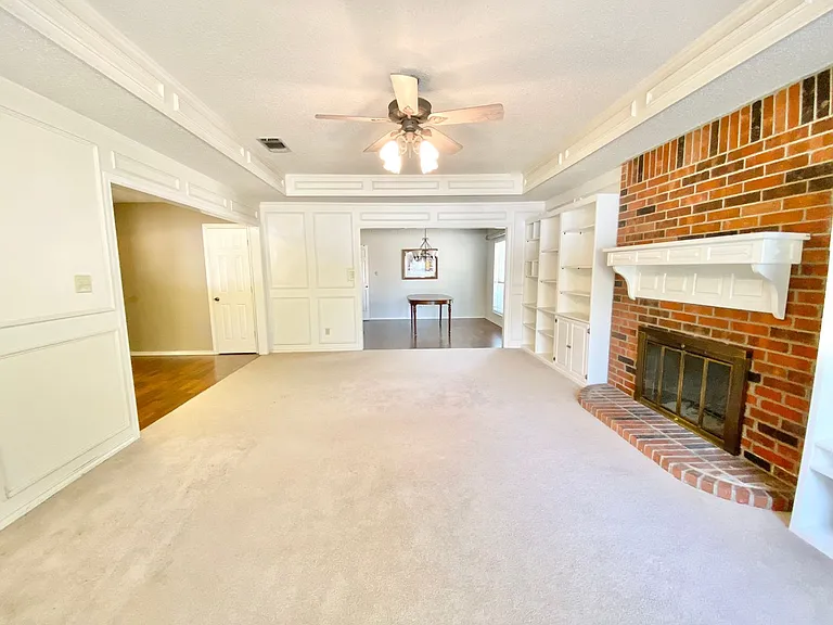5714 Louise Way Dr — Photo 6