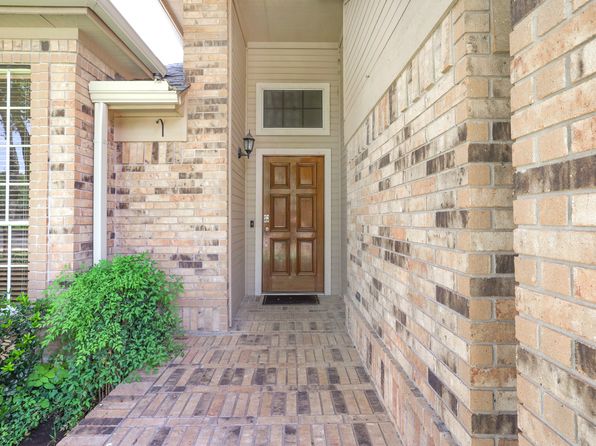 16922 Dorman Dr
