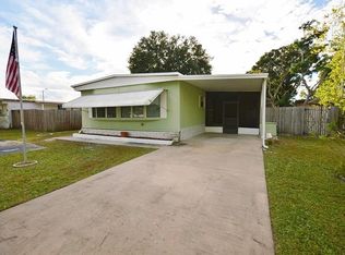 13824 61st St N, Clearwater, FL 33760