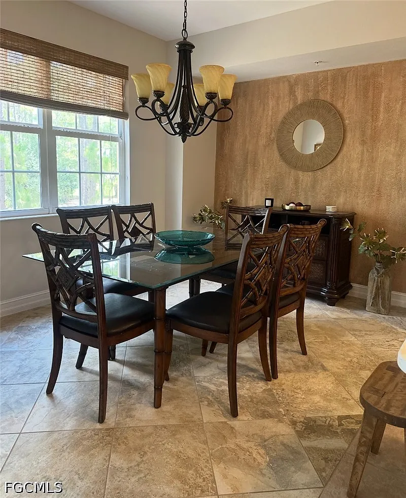 2 bed, 2.0 bath, 1242 sqft, $5,700 — Photo 4
