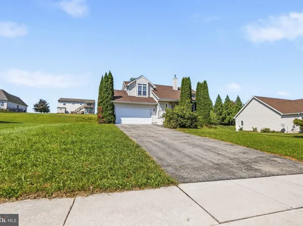 135 Tracy Dr, York Springs, PA 17372