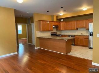 25-29 Cottage St #4, Newark, NJ 07102