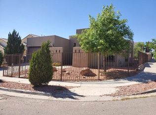 6301 Franklin Gate Dr, El Paso, TX 79912